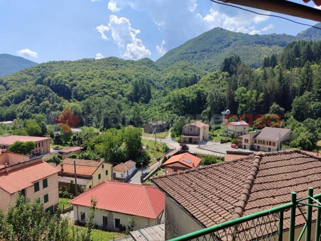 Casa in vendita a Unione Comuni Garfagnana, Minucciano