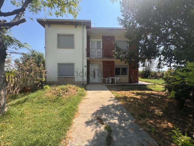 Casa in vendita a Villa Bartolomea, Veneto
