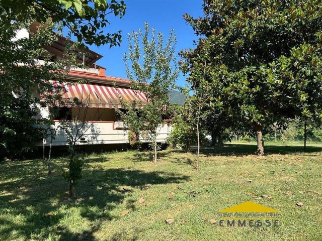 Casa in vendita a Turano, Marina Di Massa