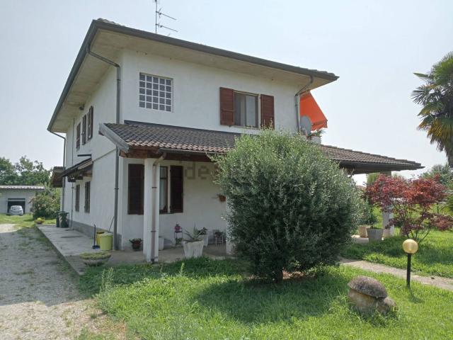 Casa in vendita a Piemonte, Novara