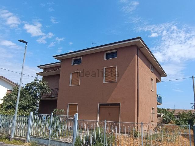 Casa in vendita a Paderno, Seriate