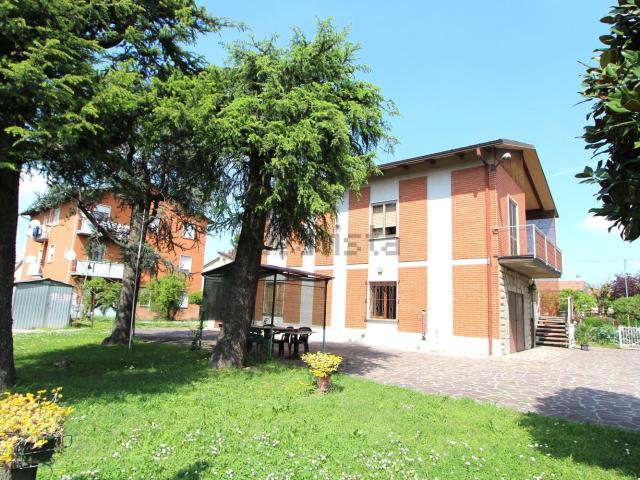 Casa in vendita a Unione dei comuni Valli del Reno, Lavino e Samoggia, Bazzano