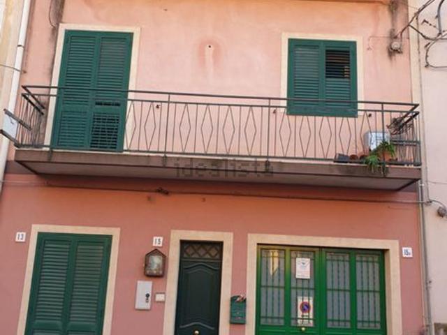 Casa in vendita a Pedara, Sicilia