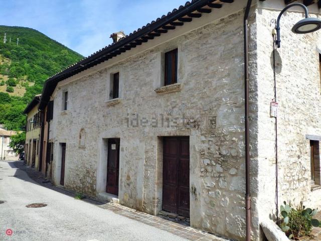 Casa in vendita a Marche, Macerata