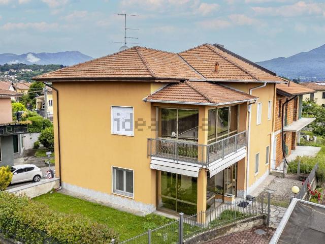 Casa in vendita a Bogno, Besozzo