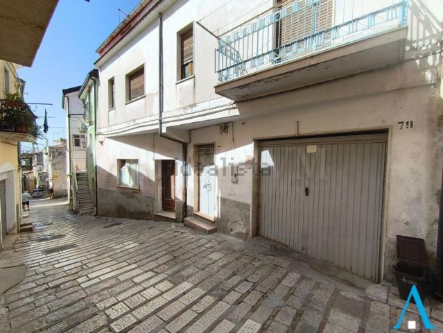 Casa in vendita a San Giovanni Rotondo, Foggia