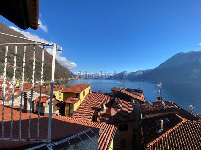 Casa in vendita a Argegno, Lombardia