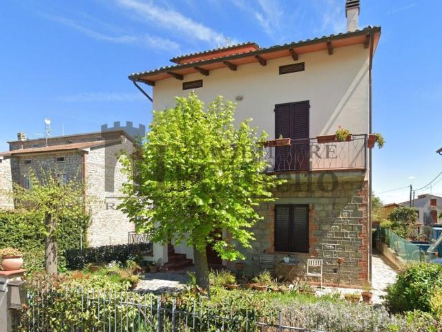 Casa in vendita a Poggetto, Gioiella