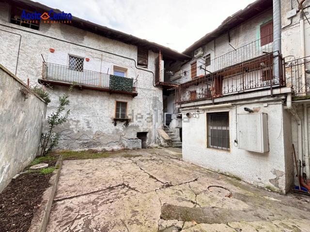 Casa in vendita a Porossan-Roppoz, Aosta