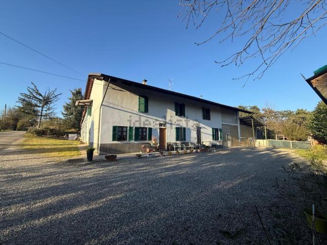 Casa in vendita a Incisa Scapaccino, Asti
