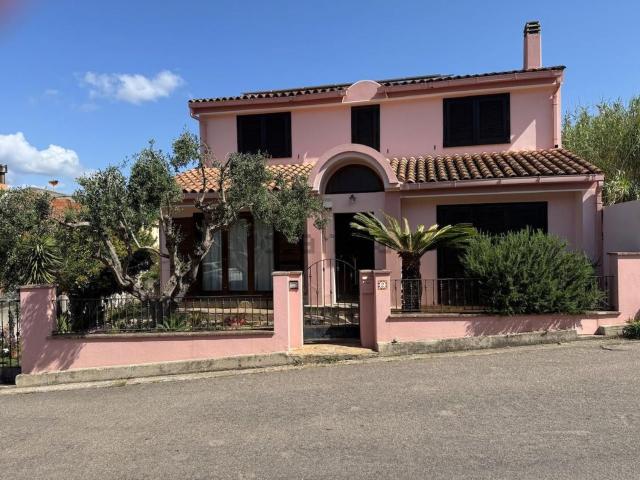 Casa in vendita a Muravera, Sardigna/Sardegna