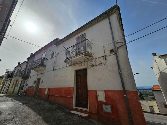 Casa in vendita a Montecilfone, Molise