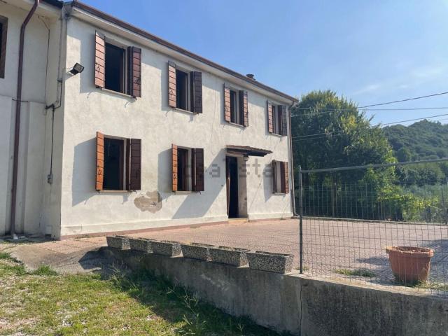 Casa in vendita a Turri, Montegrotto Terme