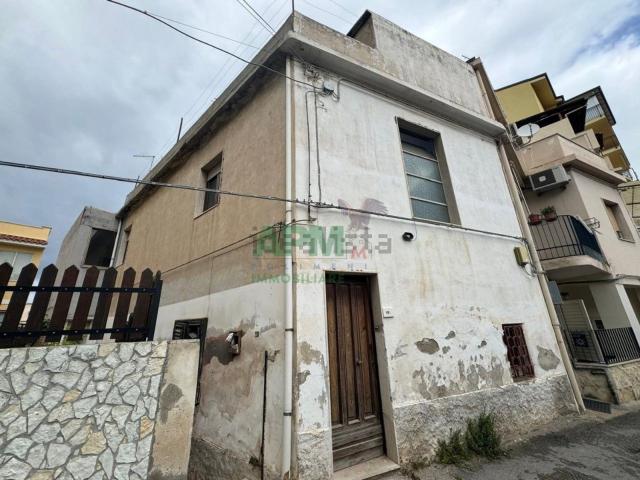 Casa in vendita a Calabria, Reggio Calabria