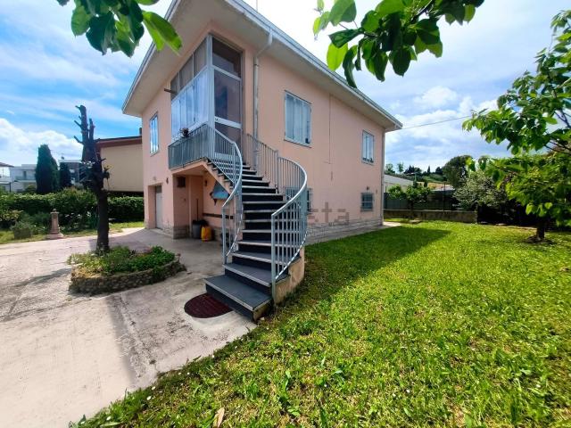 Casa in vendita a San Giovanni In Marignano, Reggio Emilia