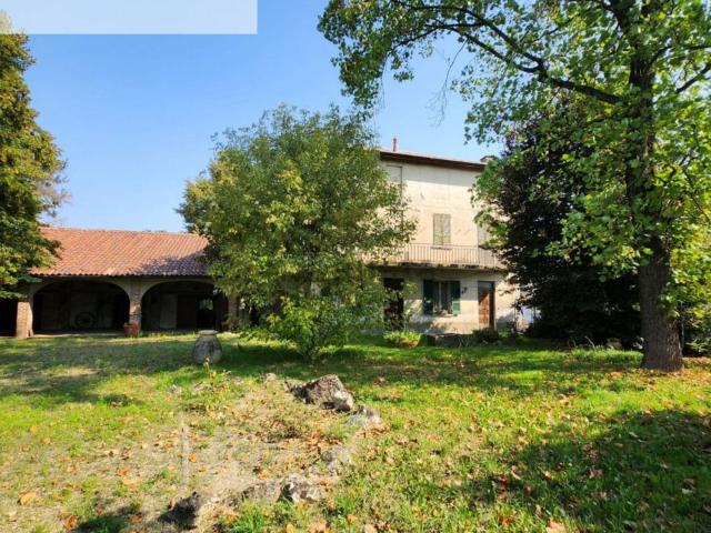Casa in vendita a Casteggio, Lombardia