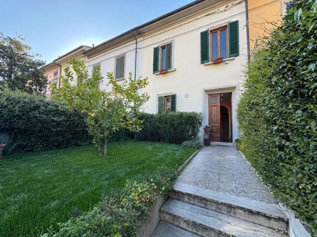 Casa in vendita a Soccorso, Prato
