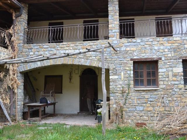 Casa in vendita a Bajardo, Liguria