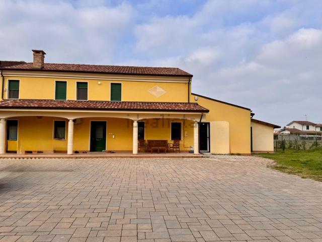 Casa in vendita a Villa Bartolomea, Veneto