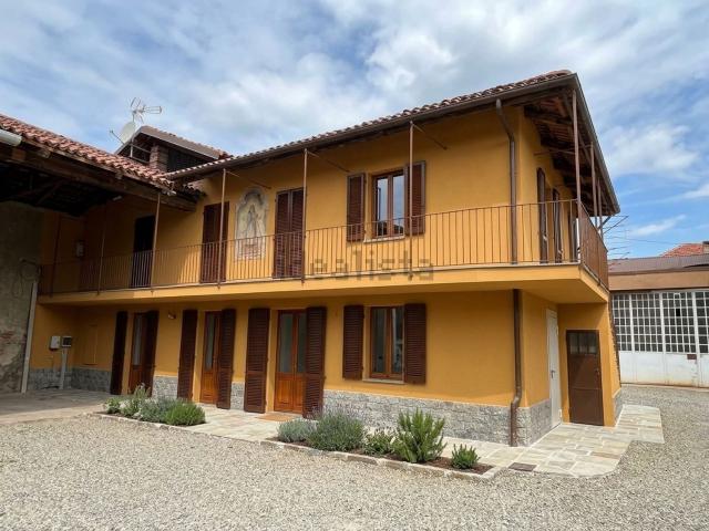 Casa in vendita a Pinerolo, Torino