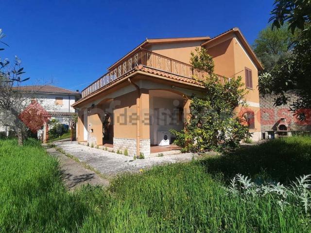 Casa in vendita a Monte San Giovanni Campano, Lazio