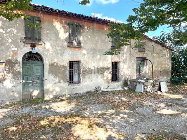 Casa in vendita a Unione dei comuni Valle del Savio, Cesenà