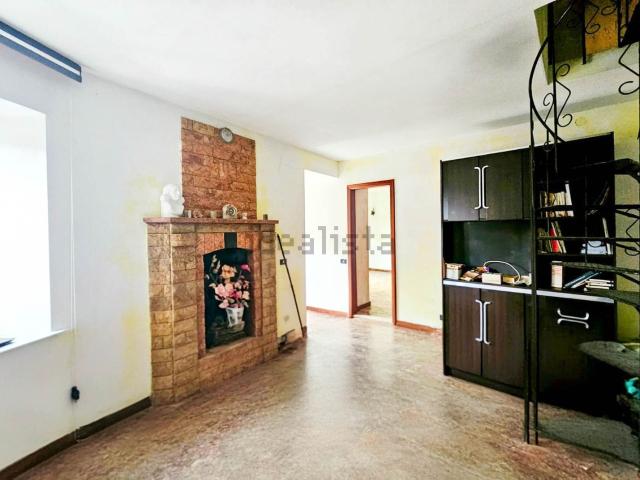 Casa in vendita a L'Annunziata, Luni