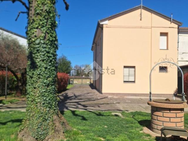 Casa in vendita a Unione dei comuni della Bassa Romagna, Bagnacavallo