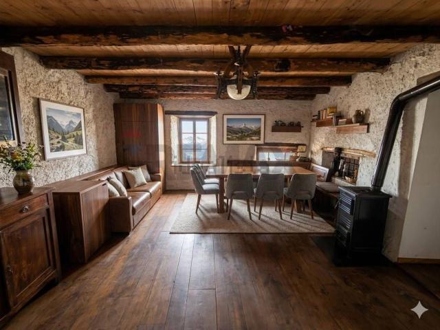 Casa in vendita a Comunità montana della valle Camonica, Gianico