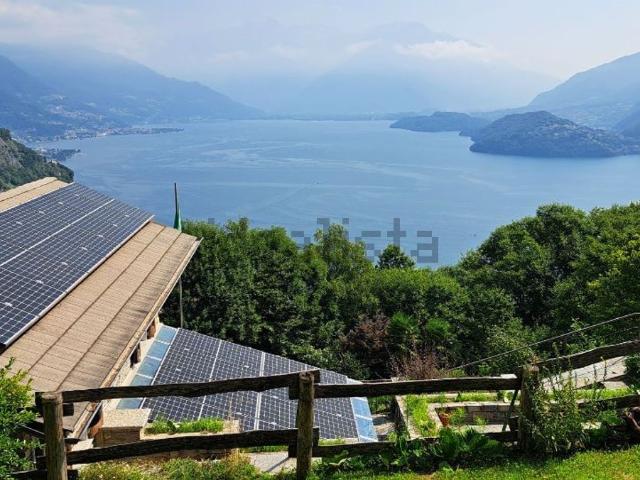 Casa in vendita a Pianello Del Lario, Lombardia