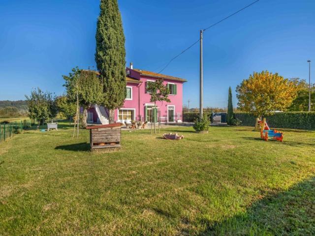 Casa in vendita a Castelfranco Di Sotto, Toscana