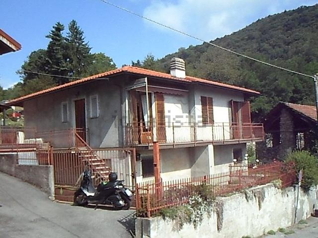 Casa in vendita a Comunità Montana Valli del Verbano, Luino