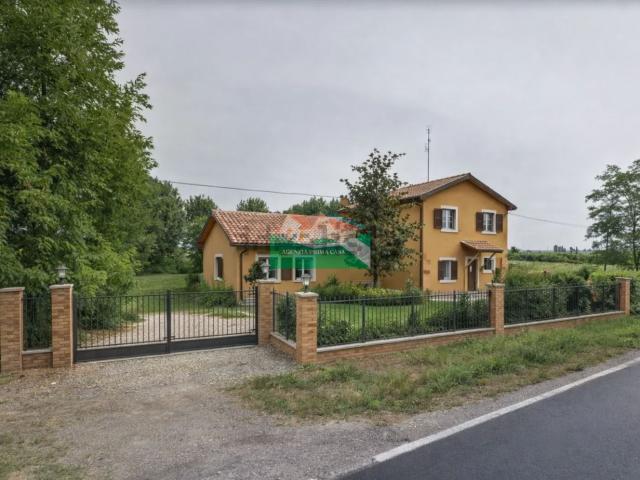 Casa in vendita a Ravenna, Reggio Emilia