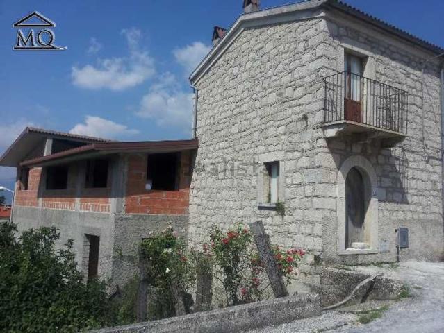 Casa in vendita a Sant'agapito, Molise