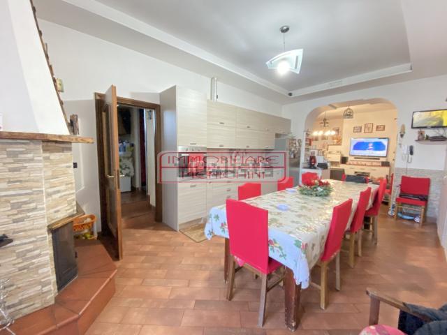 Casa in vendita a Marigliano, Campania
