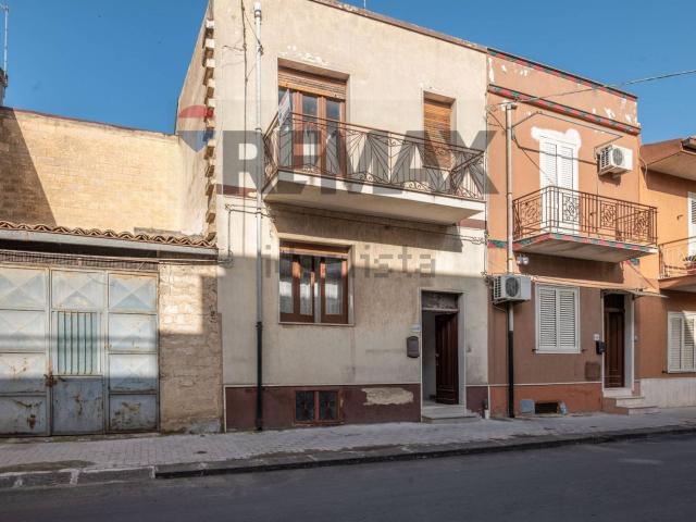 Casa in vendita a Grammichele, Catania