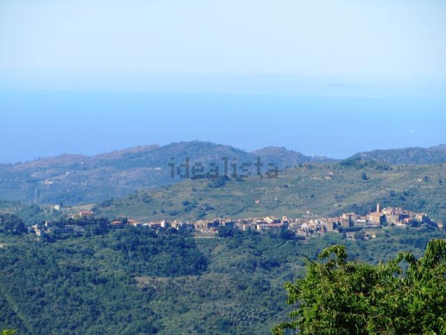 Casa in vendita a Bajardo, Liguria