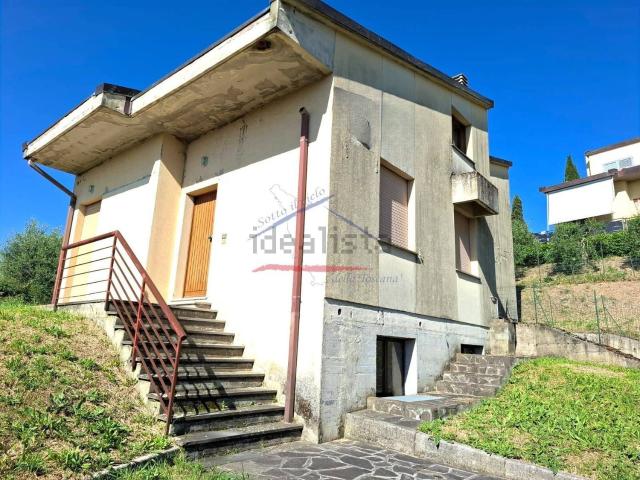 Casa in vendita a L'Apia, Capolona