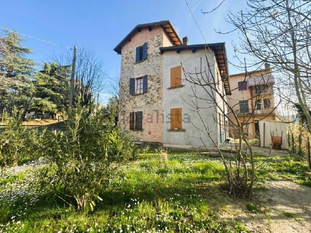 Casa in vendita a Val d’Enza, Re
