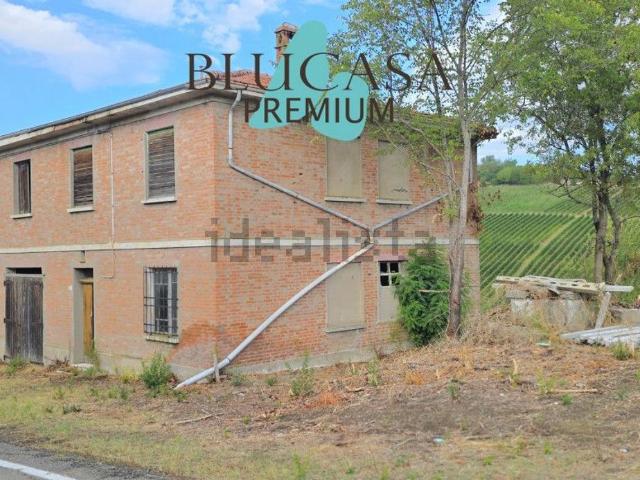 Casa in vendita a Unione di Comuni della Romagna Forlivese, Quattro