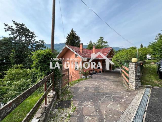 Casa in vendita a Tarzo, Veneto