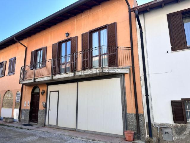 Casa in vendita a Monello, Binago