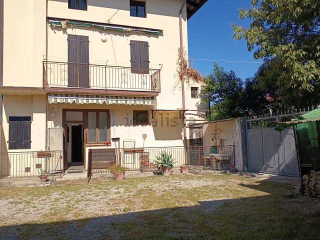 Casa in vendita a Tesis, Vivaro / Vivâr