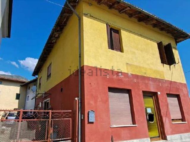 Casa in vendita a Aviano, Friuli-Venezia Giulia