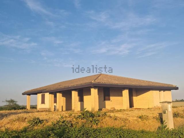Casa in vendita a Unione Comuni Modenesi Area Nord, Finale Emilia