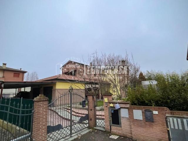 Casa in vendita a Unione Terre d'Acqua, San Giovanni In Persiceto