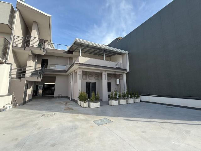 Casa in vendita a Acireale, Sicilia
