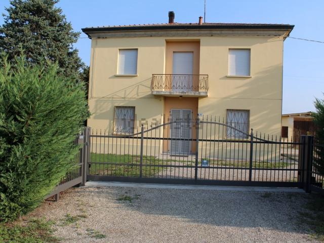 Casa in vendita a Unione dei comuni della Bassa Romagna, Lugo