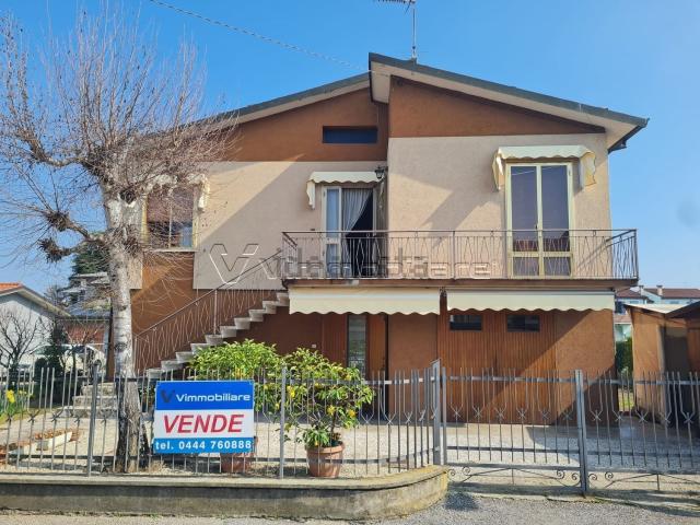 Casa in vendita a Noventa Vicentina, Veneto