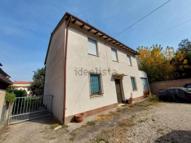 Casa in vendita a Nuovo Circondario Imolese, Imola